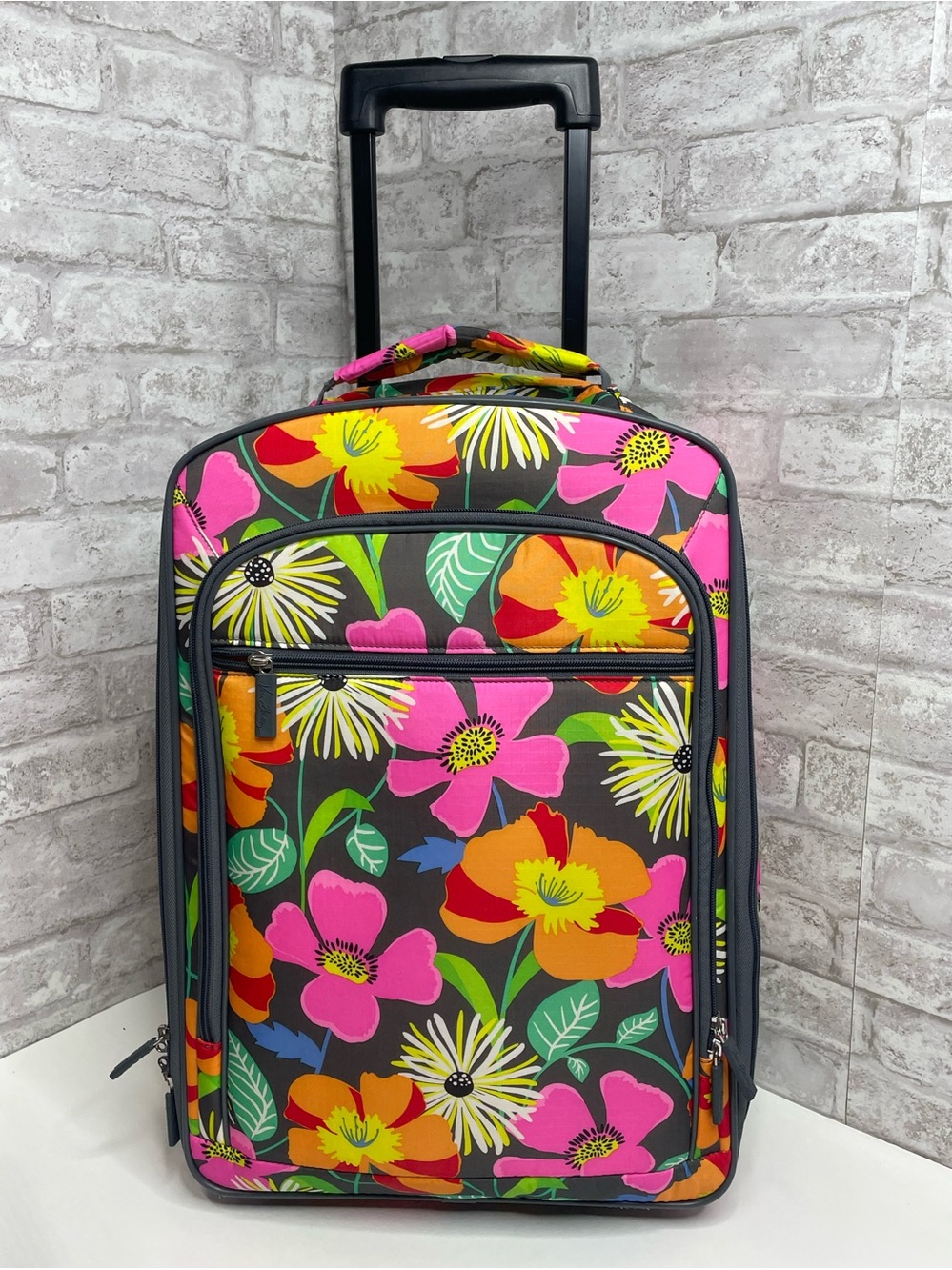 Vera Bradley Jazzy Blooms Rolling Luggage Carry On Travel Rare HTF Floral 21”x14